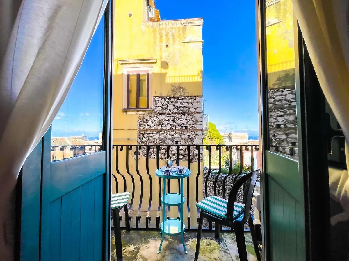 Porta Messina Terrace Apartments Taormina