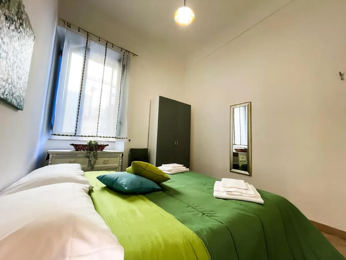 Porta Messina Terrace Apartments Taormina Itália